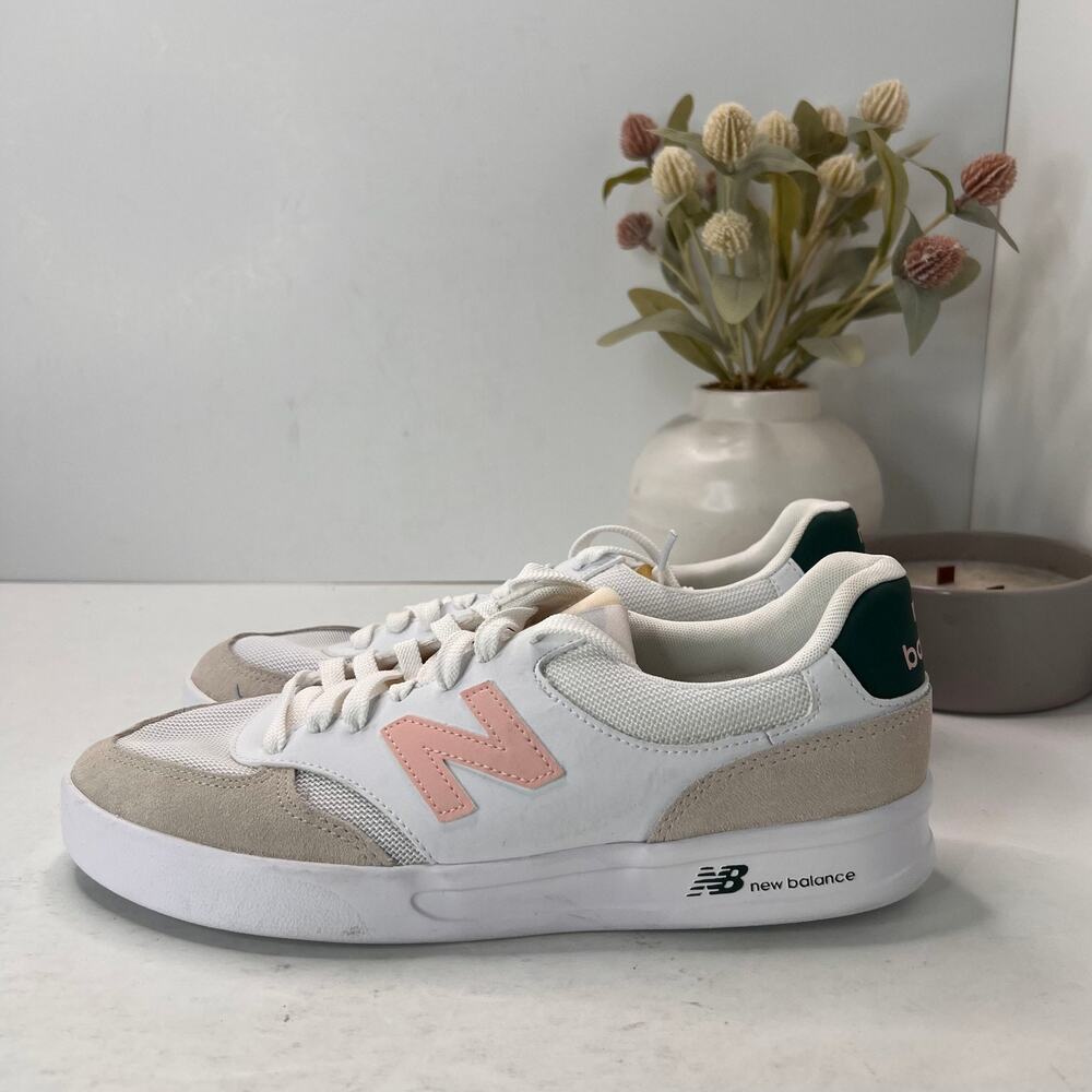 New Balance CT300 Sneakers Low Top Leather Lace Up White Unisex Men 8/Women 9.5